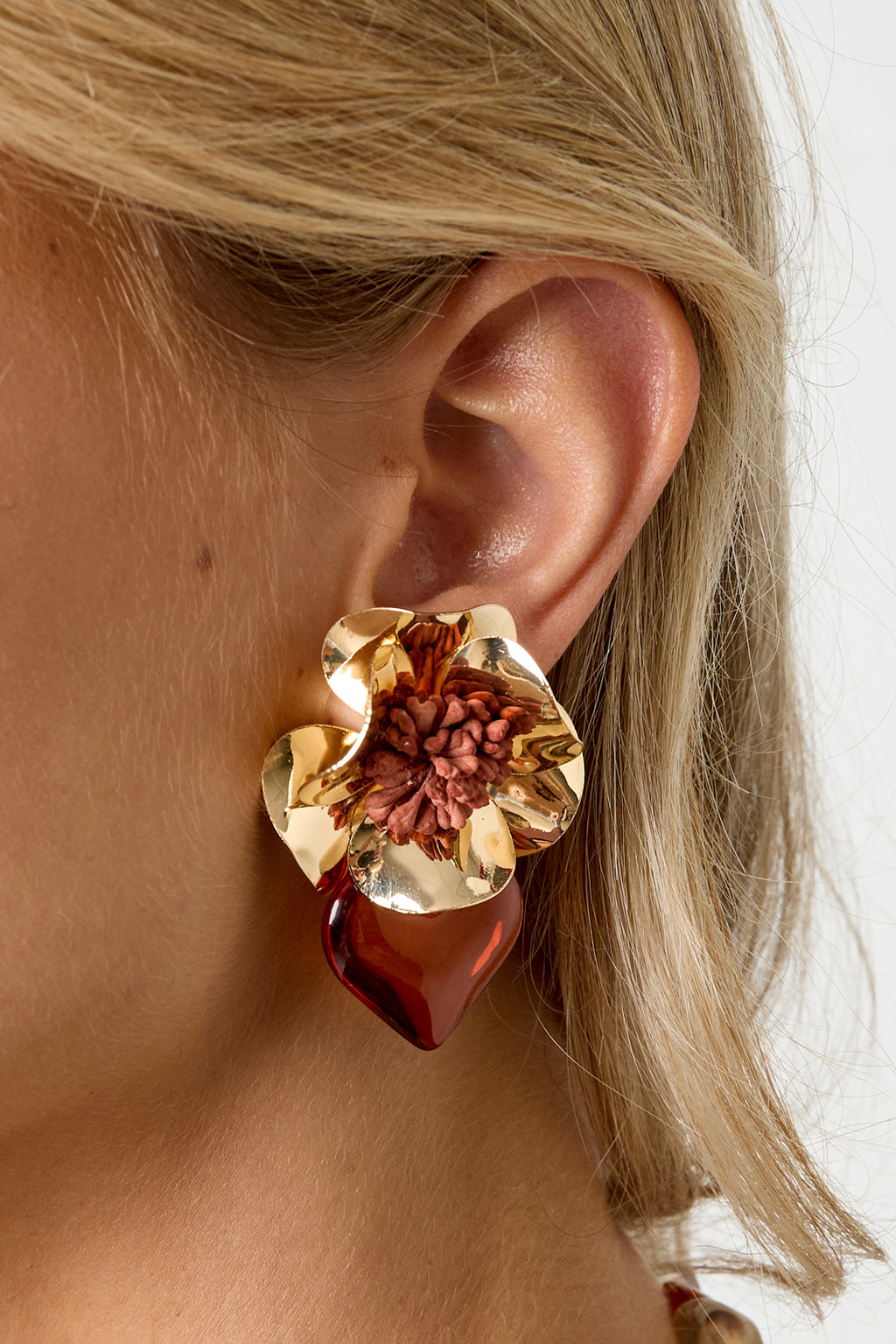 Oorbellen met ijzeren druppel, bloem, dagelijkse etnische serie, damessieraden