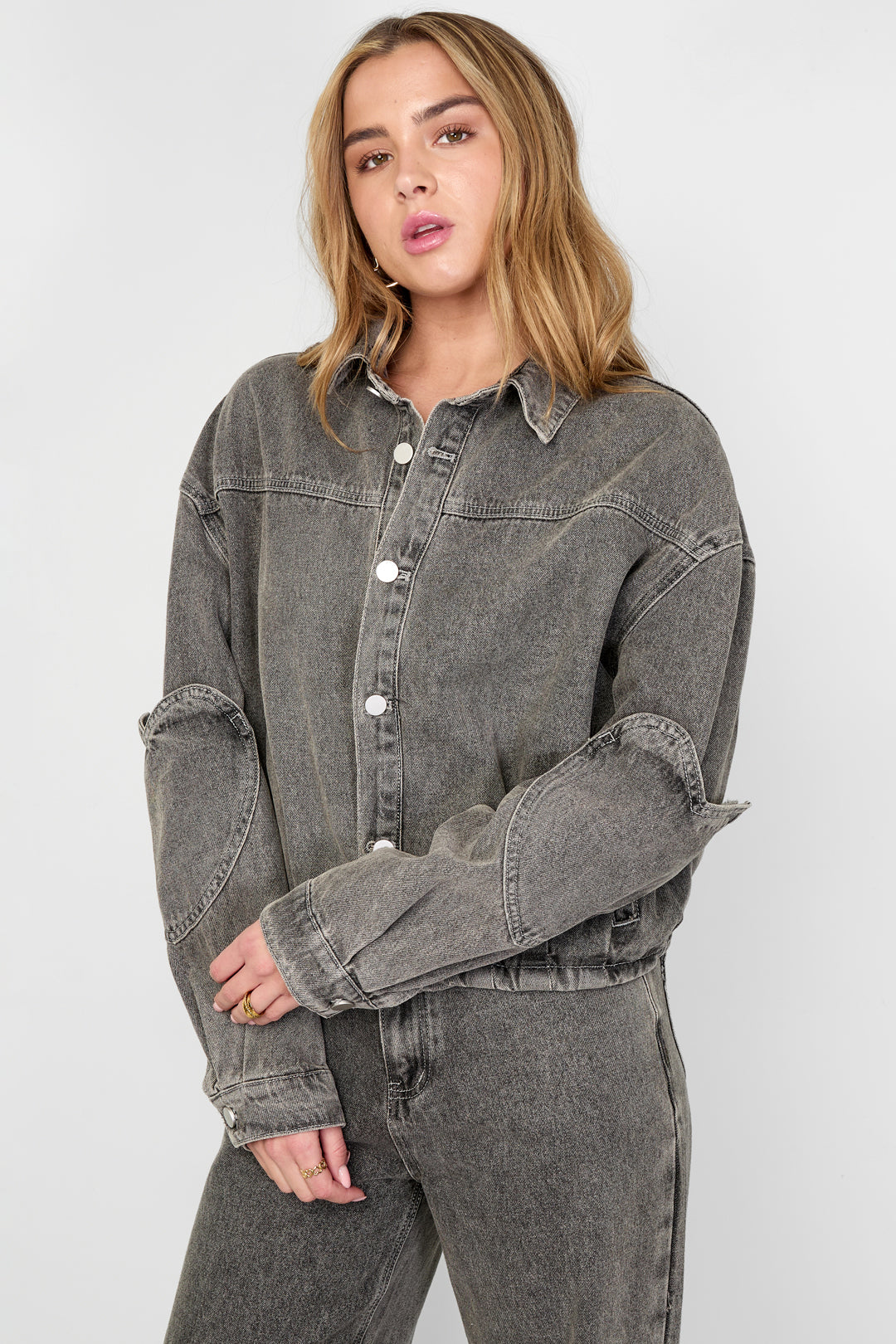 Het hartloze spijkerjack