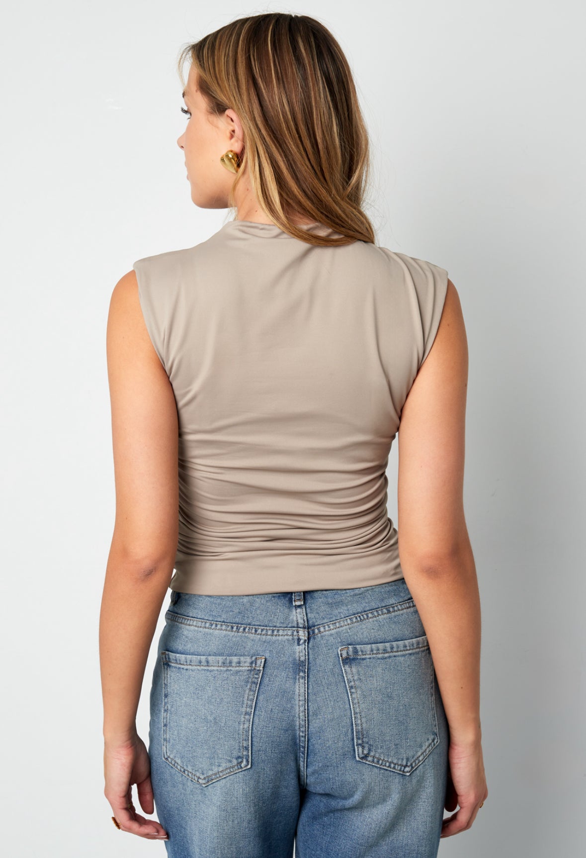 Geplooide mouwloze top basic
