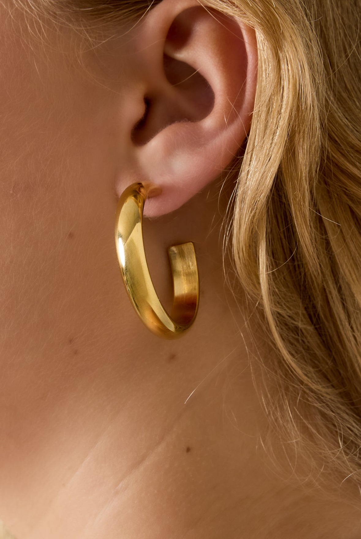 Hoops oorbellen