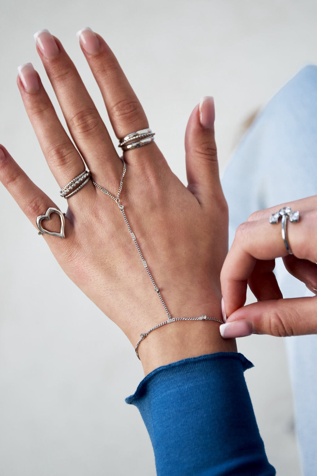 Handchain