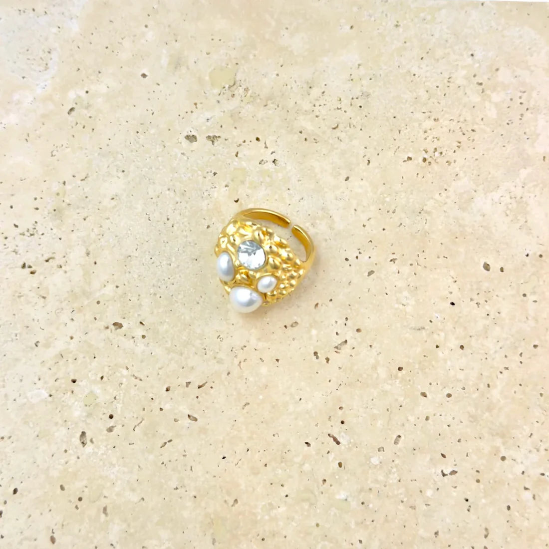 Noach Pearl ring