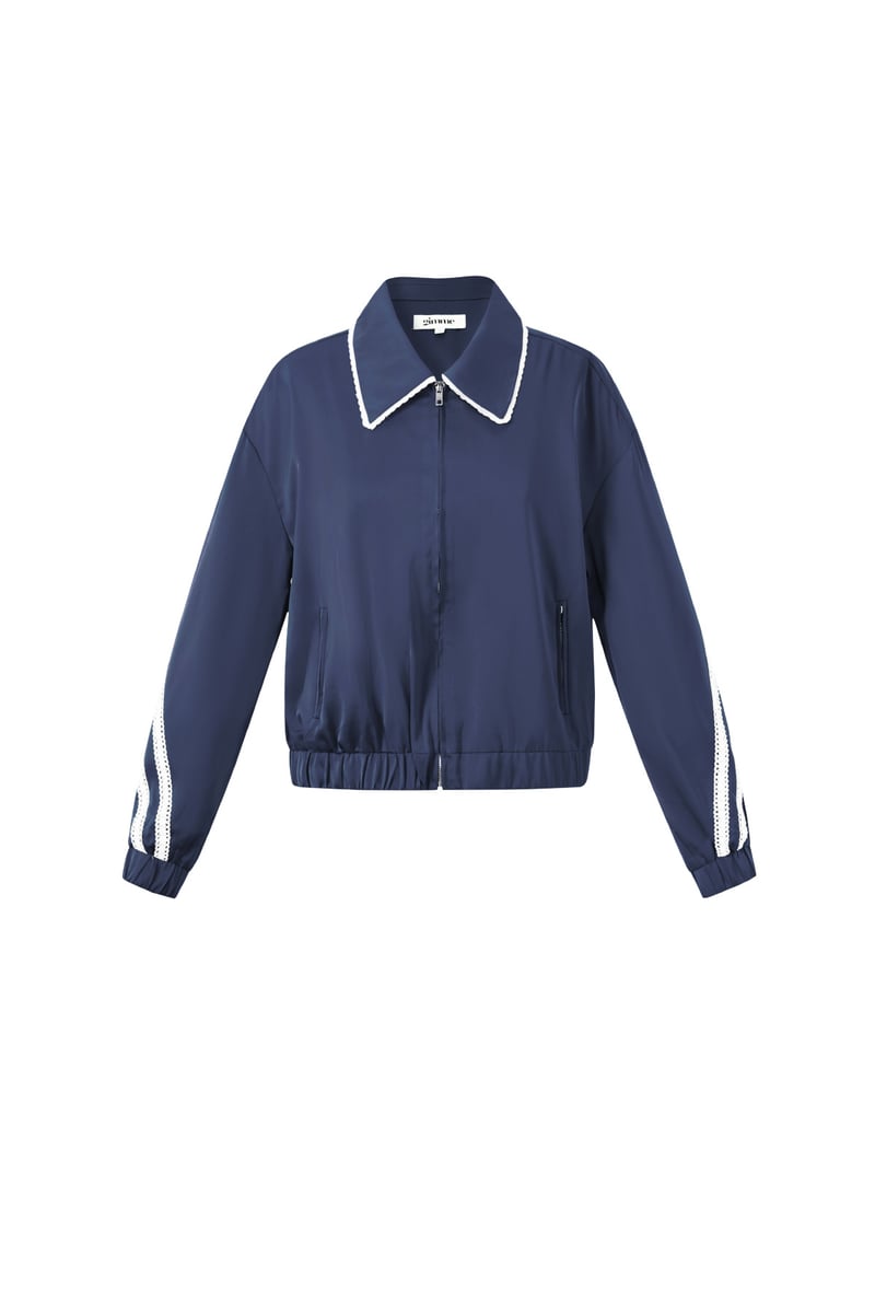 Sportief jasje met satijnen look
