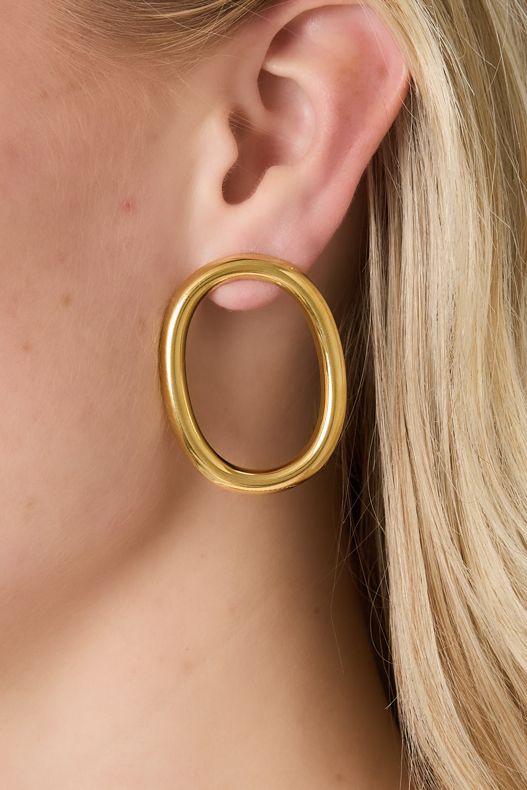Oval Hoop earrings